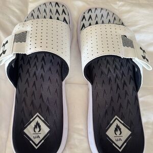 Under Armour, Size 11, White